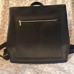 Portland Leather Goods Tote Backpack in smooth black